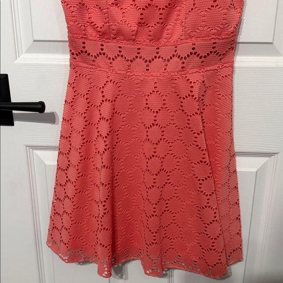 Coral Sleeveless Eyelet Dress - Picture 4 of 6